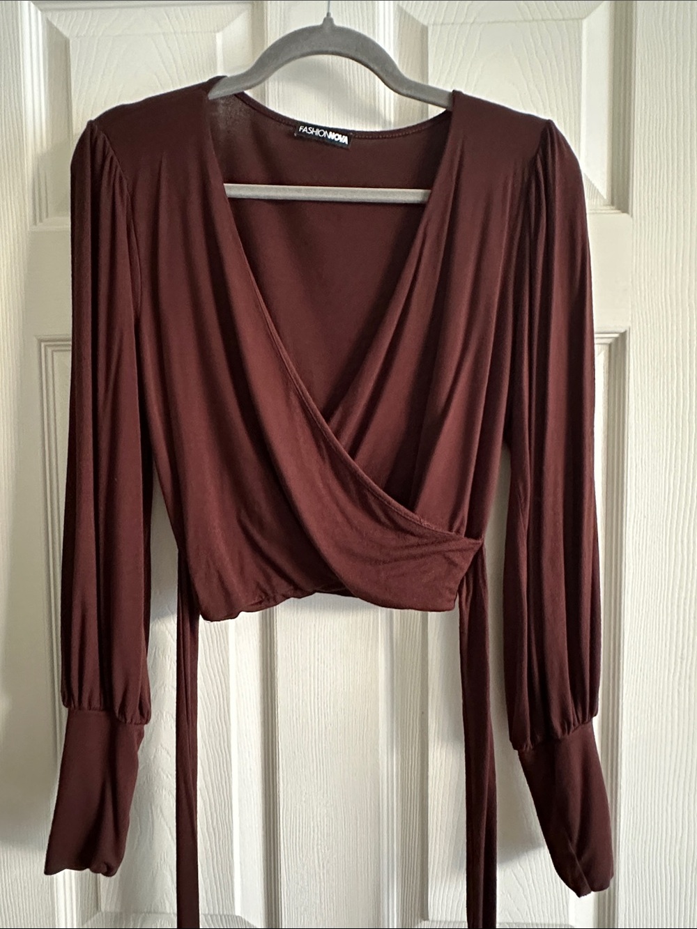 Fashion Nova Chocolate Wrap Crop Brown Top V-Neck Long Cuffed Sleeves Tie Waist